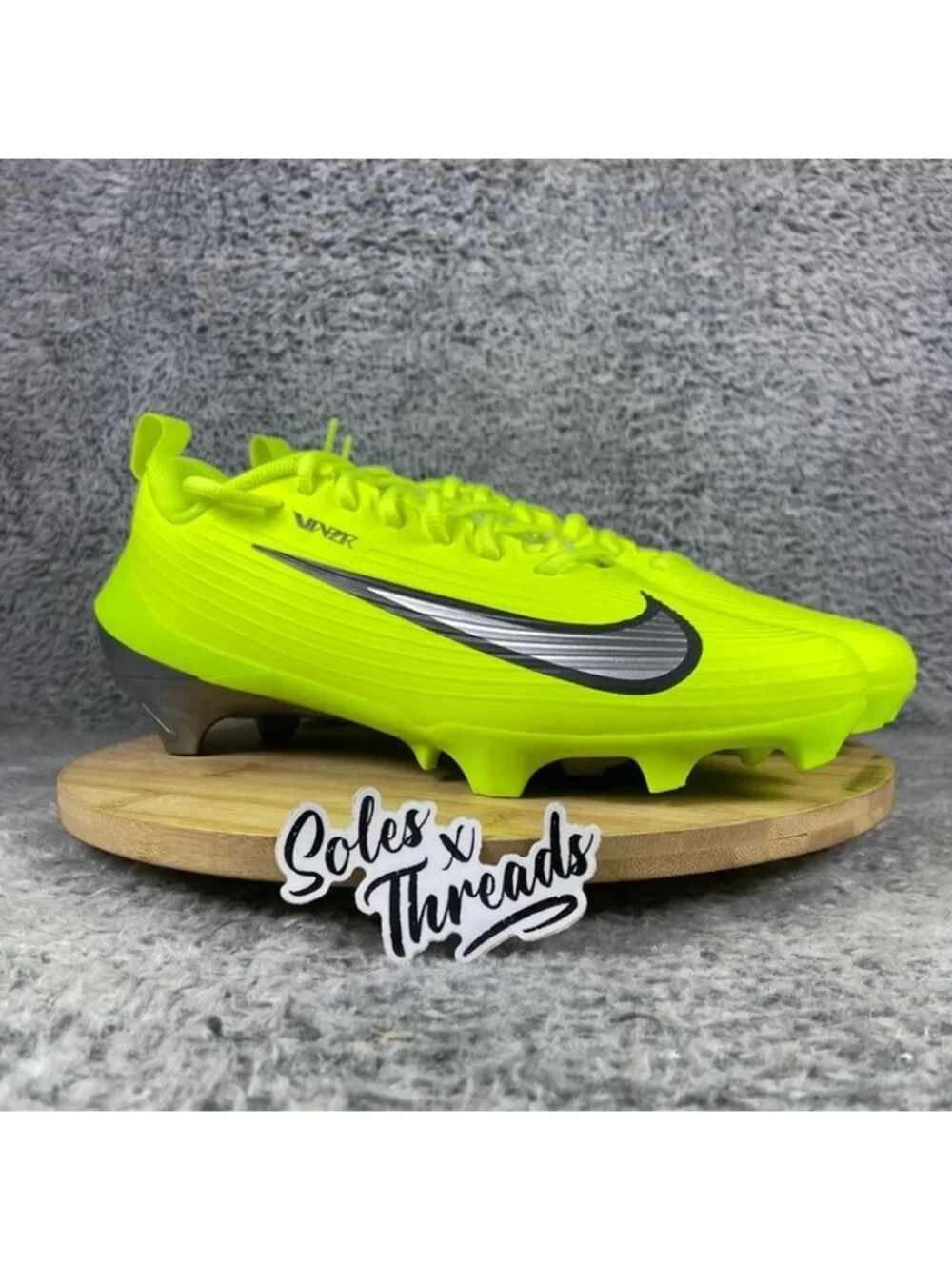 Nike Vapor Edge 4.1 NFL Combine Football Size 10.5 Men Volt Silver IQ5164-700